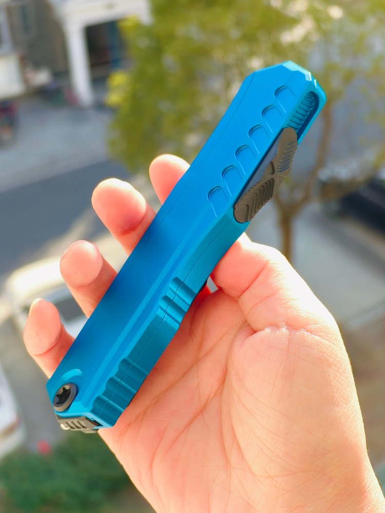 🔥 Microtech 1242-1BL 蓝色 3480