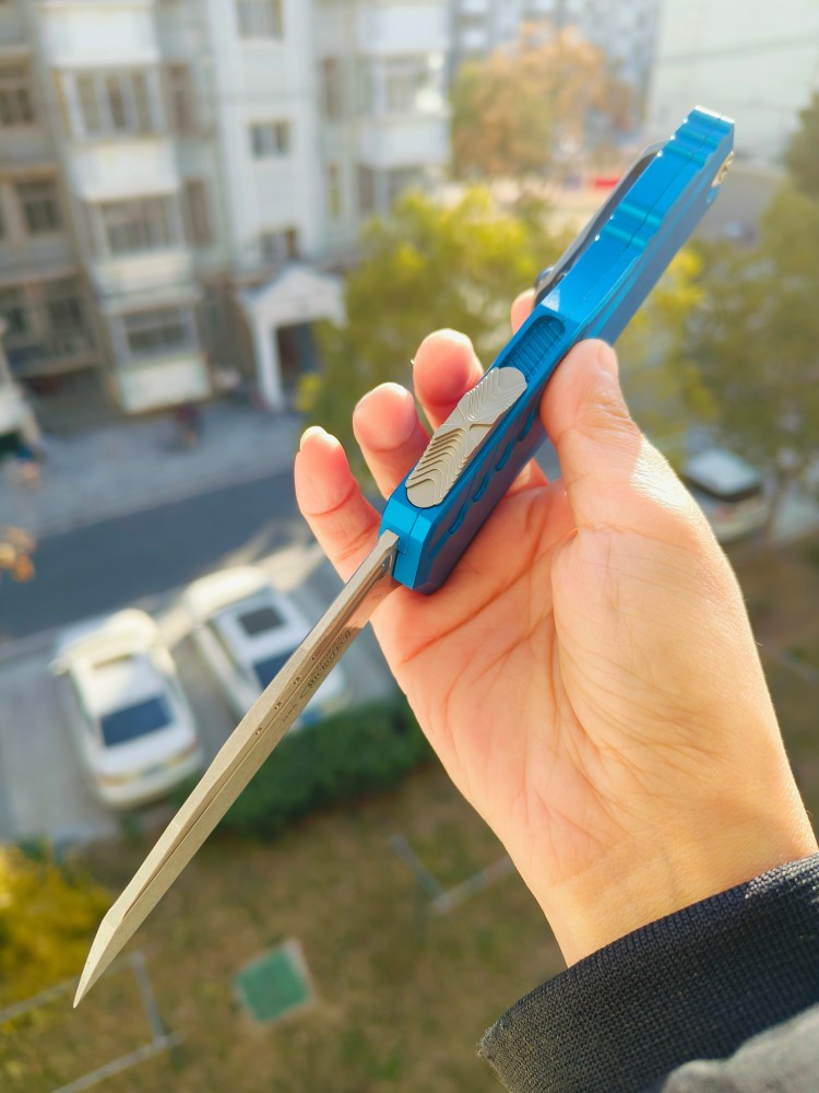 🔥 Microtech 1241-10BL 蓝色 3200