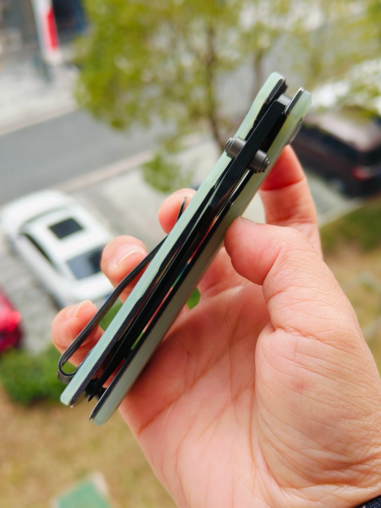 Tenable Fermi  14C28N钢  G10手柄  T1122A2