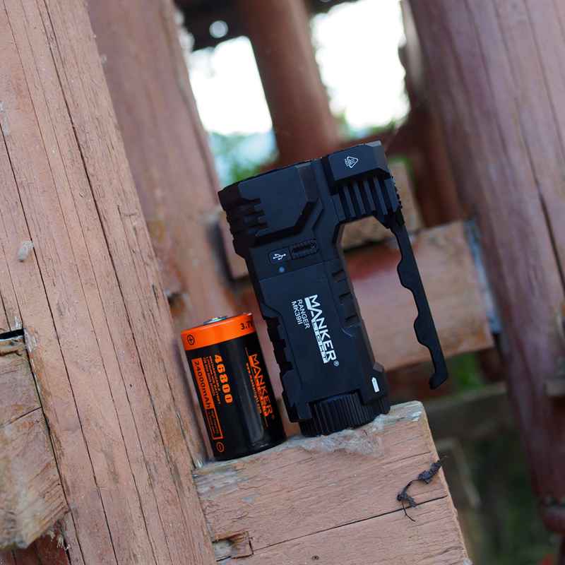 🤝Mankerlight MK39 II 聚光泛光强光手电筒 含电池 2495