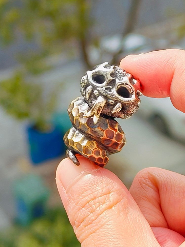Phase Objects Snake Bead 俄罗斯过去式蛇年限量版刀坠吊坠 1980