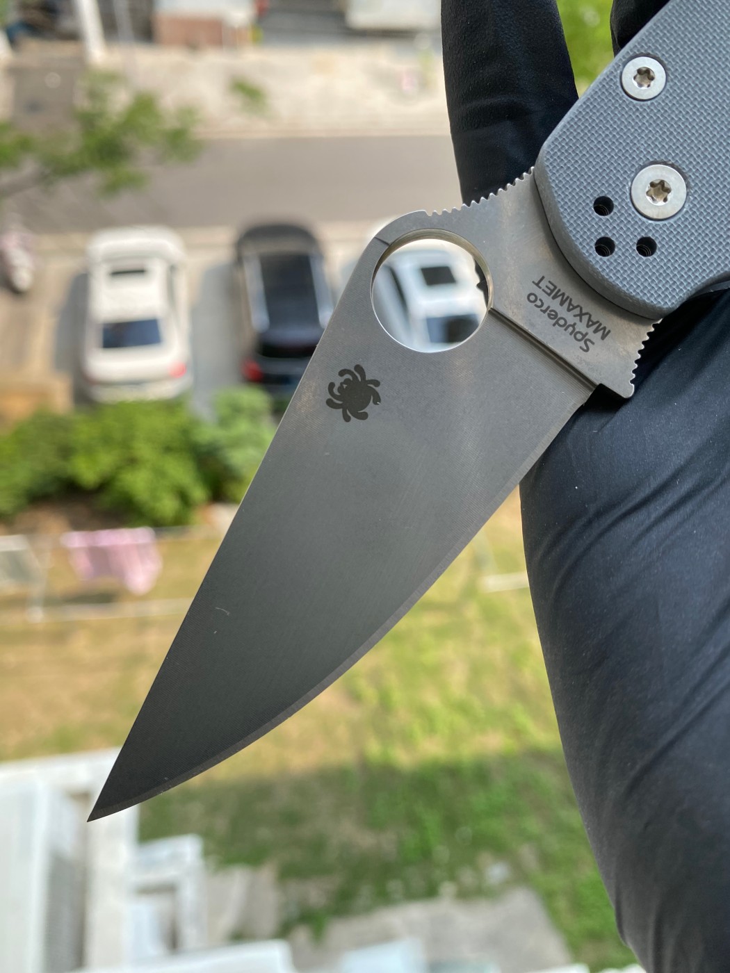 Spyderco  C81GPDGY2  Maxamet®钢   G-10手柄   深灰色  1800