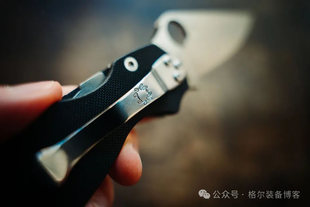 Spyderco C81 测评：战术折刀中的全能战士 - 装备博客