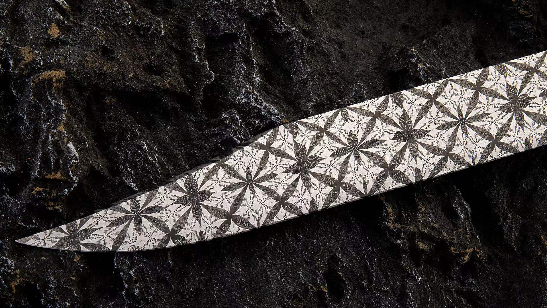 拉斐尔.吉斯泽维斯基 金色年华 大马士革钢 艺术刀剑