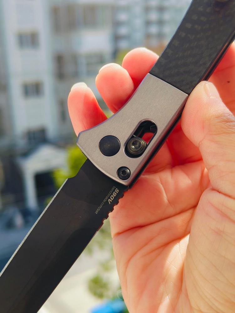 【售完】Benchmade 4170BK S90V钢 铝+碳纤维柄 1800