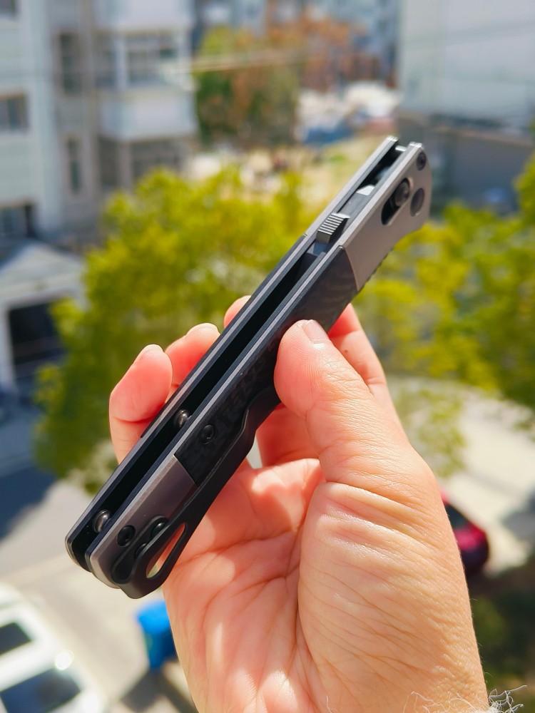 【售完】Benchmade 4170BK S90V钢 铝+碳纤维柄 1800