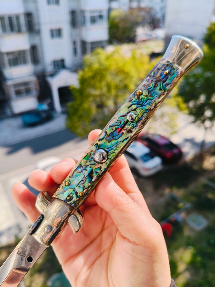 【售完】Latama Cutlery Walt 意大利黑手党经典自动侧跳 440C钢 鲍鱼柄 手工作品 2000