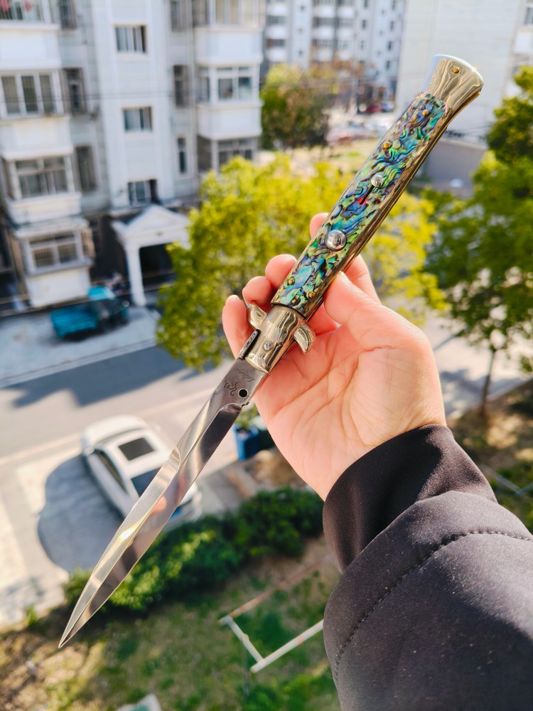 【售完】Latama Cutlery Walt 意大利黑手党经典自动侧跳 440C钢 鲍鱼柄 手工作品 2000