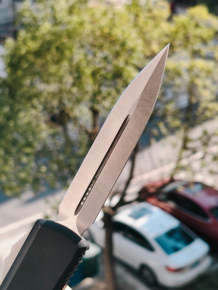 【售完】Microtech 122-10 Ultratech D/E CTS-204P钢 铝合金柄 黑色 1800
