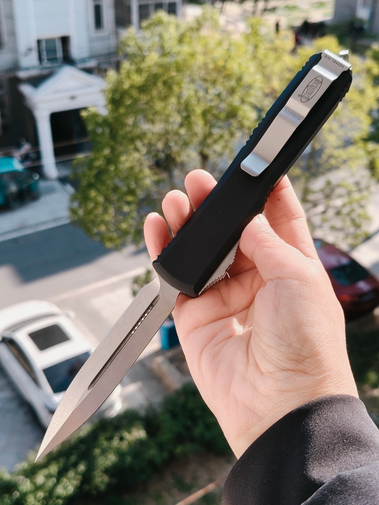 【售完】Microtech 122-10 Ultratech D/E CTS-204P钢 铝合金柄 黑色 1800