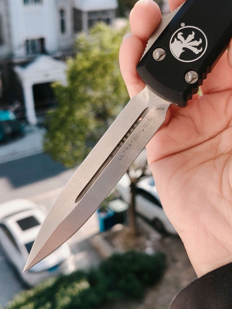 【售完】Microtech 122-10 Ultratech D/E CTS-204P钢 铝合金柄 黑色 1800