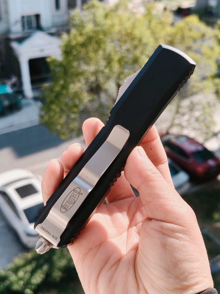 【售完】Microtech 122-10 Ultratech D/E CTS-204P钢 铝合金柄 黑色 1800