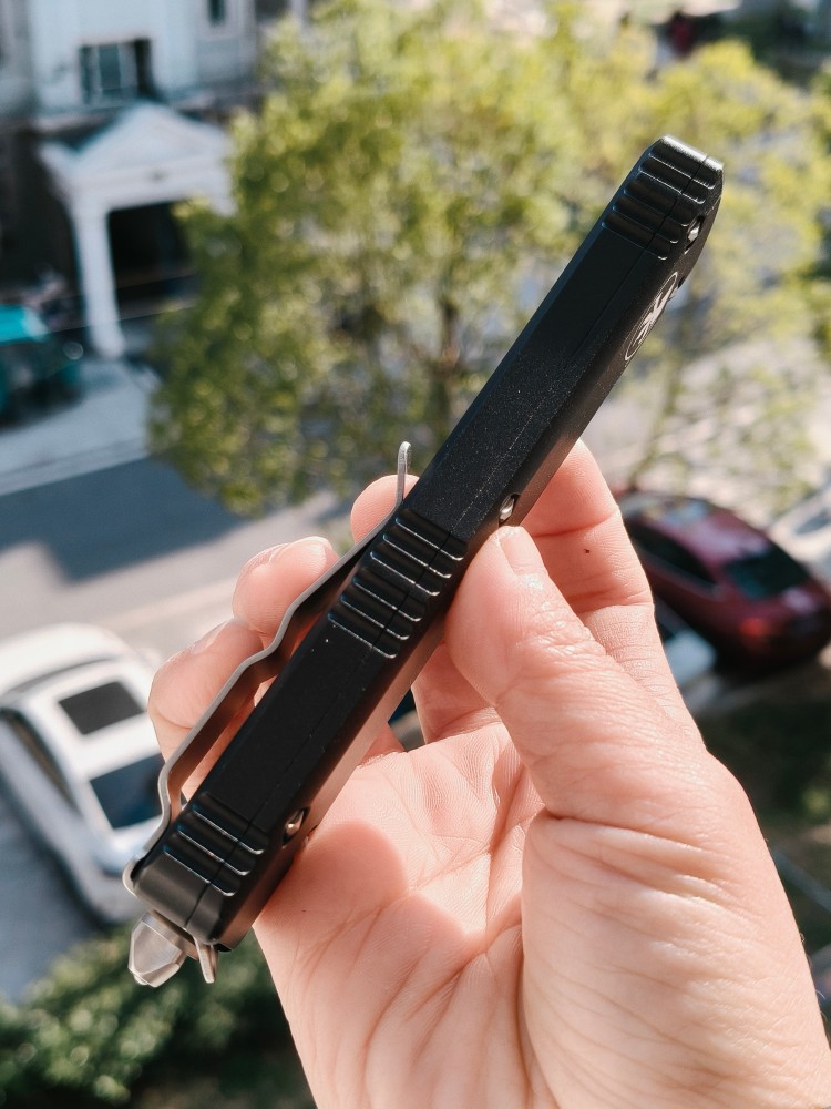 【售完】Microtech 122-10 Ultratech D/E CTS-204P钢 铝合金柄 黑色 1800