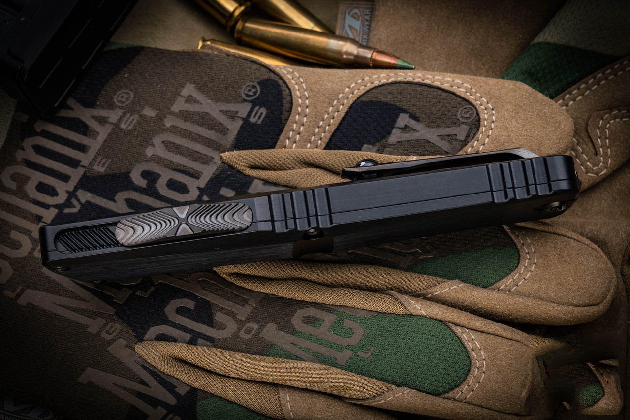 Marfione定制Combat Troodon Gen III OTF Baker Forge Hot Blued San Mai 铝制手柄 黑色 MCT1142-SMBLDAM-MCK 29050