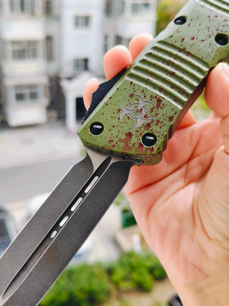 【寄售】Microtech Combat Troodon D/E Outbreak Standard Deep Engraved Signature Series 142-1OBDS 绿色 6800
