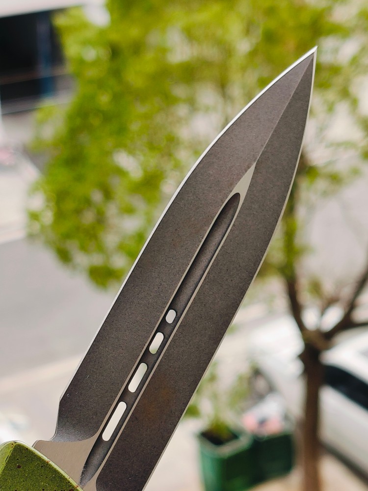 【寄售】Microtech Combat Troodon D/E Outbreak Standard Deep Engraved Signature Series 142-1OBDS 绿色 6800
