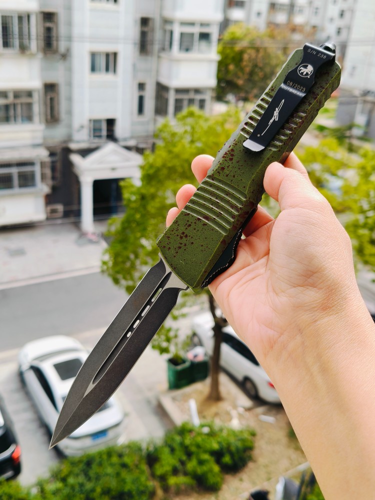 【寄售】Microtech Combat Troodon D/E Outbreak Standard Deep Engraved Signature Series 142-1OBDS 绿色 6800