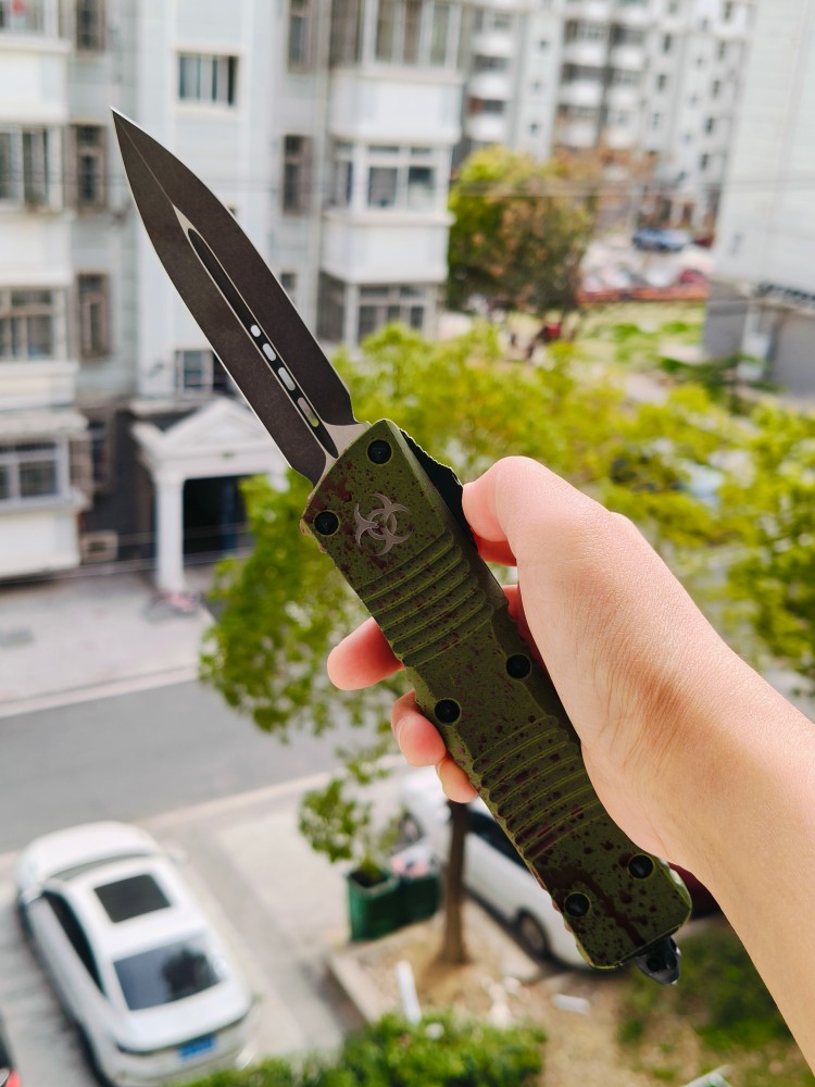 【寄售】Microtech Combat Troodon D/E Outbreak Standard Deep Engraved Signature Series 142-1OBDS 绿色 6800