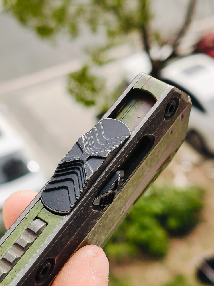 【寄售】Microtech Glykon OTF Knife Tanto Edge Outbreak Finished Handle With | Southern Edges 绿色 5500