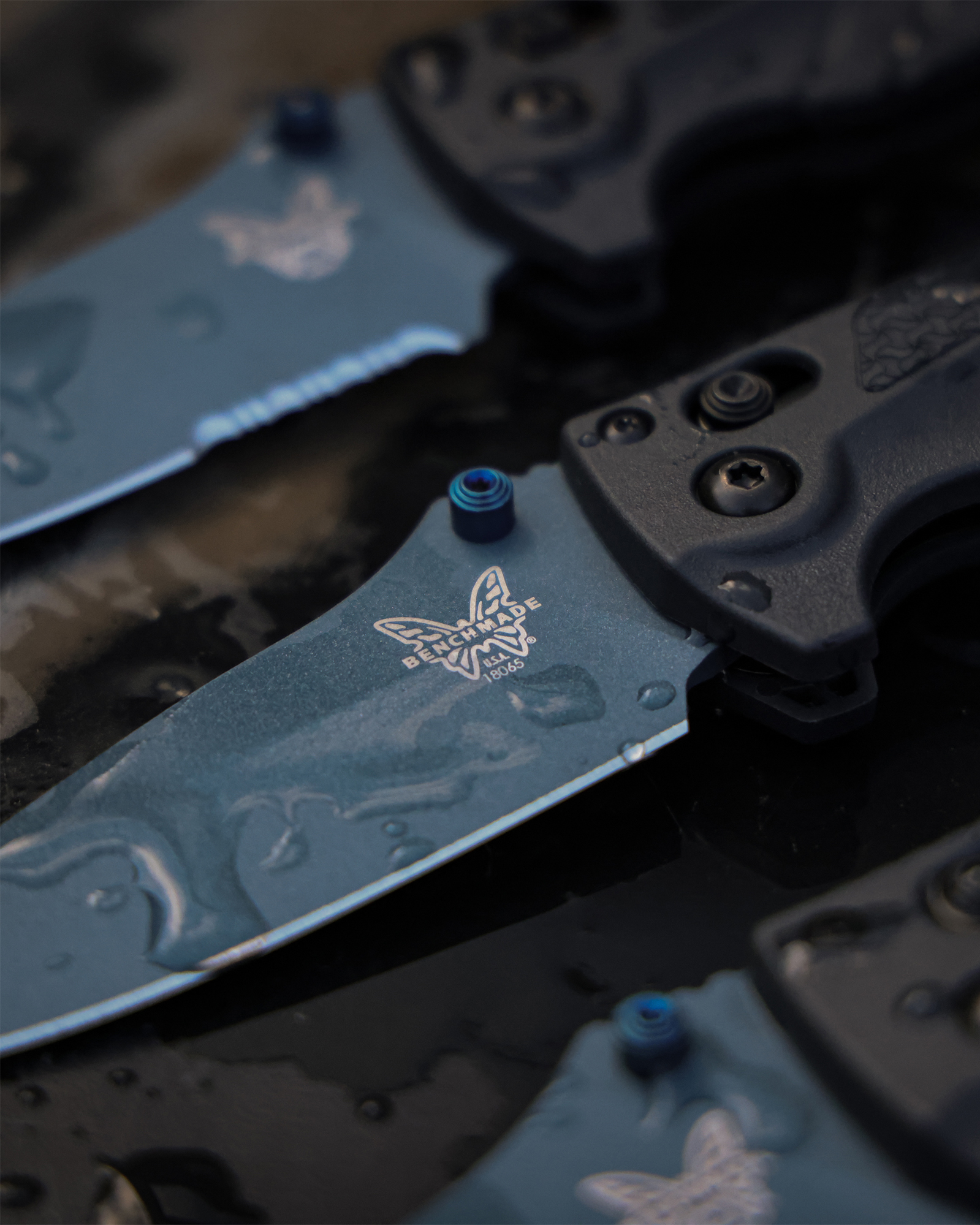 Benchmade Water Adira AXIS CPM-MagnaCut钢 Grivory 手柄18060BT-01  蓝色 1999