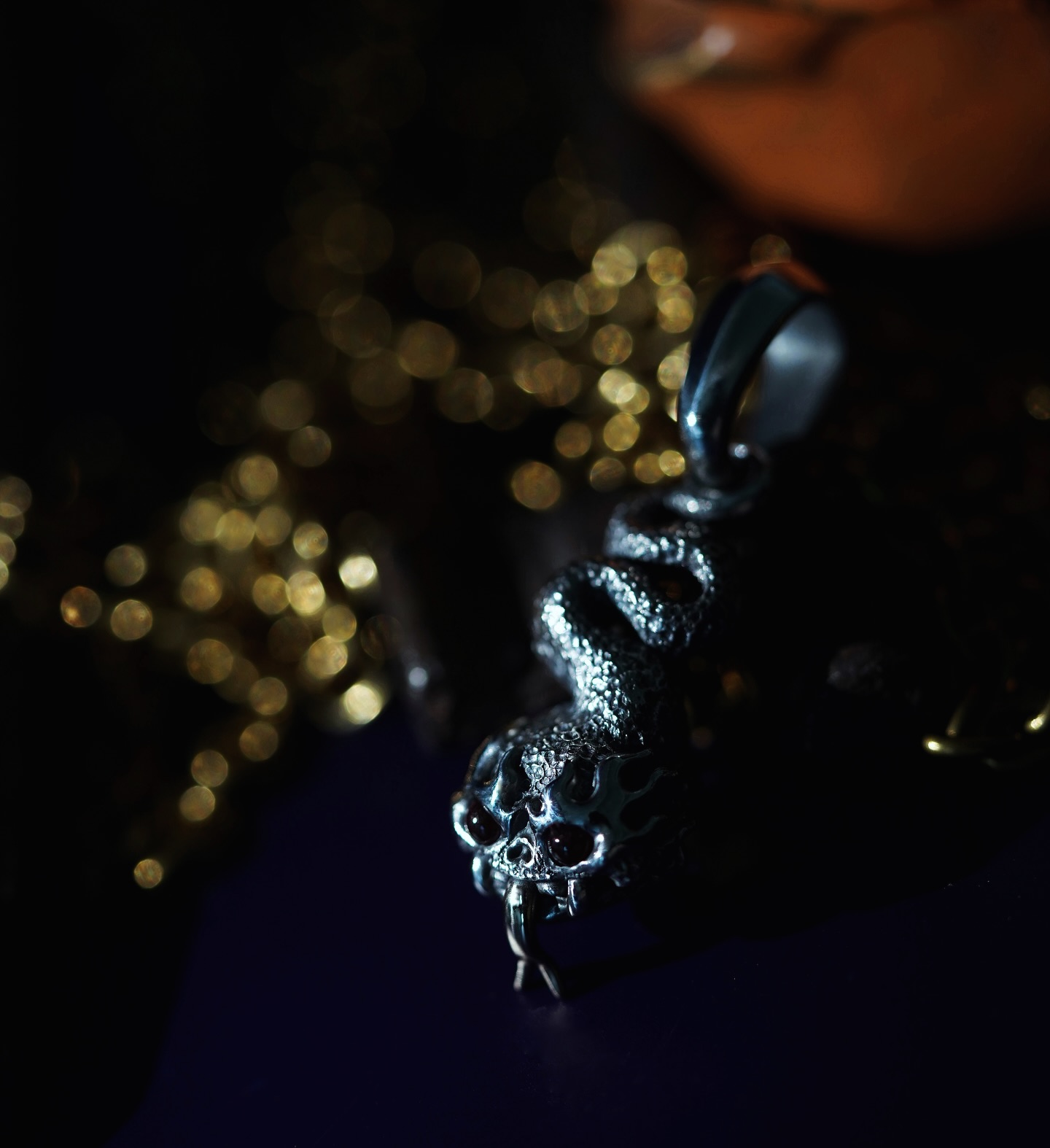 Phaseobjects Snake Pendant 俄罗斯过去是蛇形吊坠
