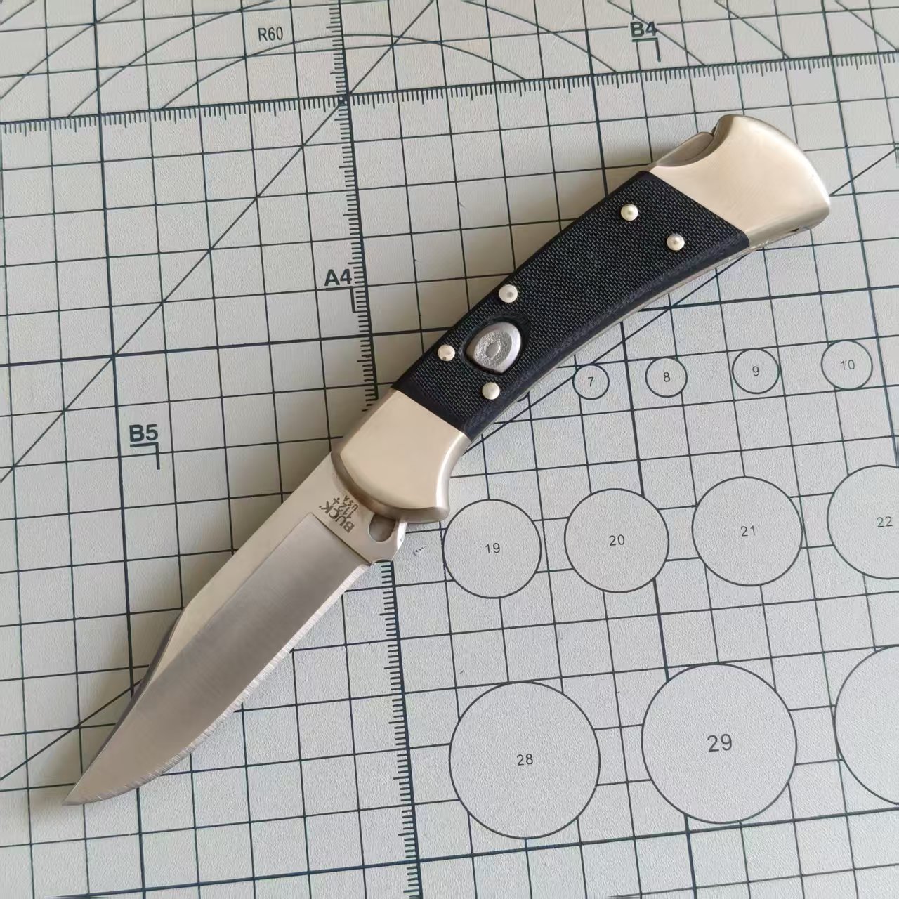 【特惠】BUCK 0110BKSA-B S30V钢 BOS标 AUTO G-10柄 折叠猎人 1350