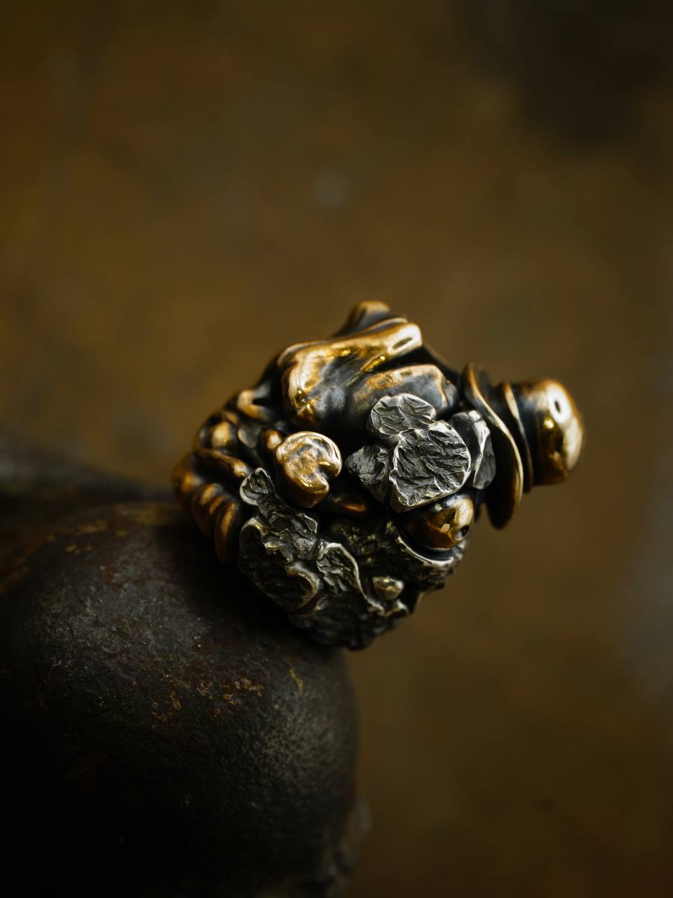 【非卖品】Phase Objects Stone Man 俄罗斯过去式石头人定制刀坠吊坠 One Off