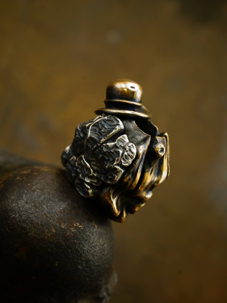 【非卖品】Phase Objects Stone Man 俄罗斯过去式石头人定制刀坠吊坠 One Off