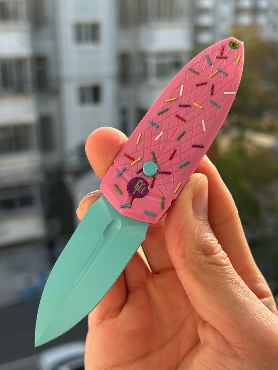 Bestech QUQU 14C28N钢 G10柄 BG57C-2 粉红甜甜圈 425